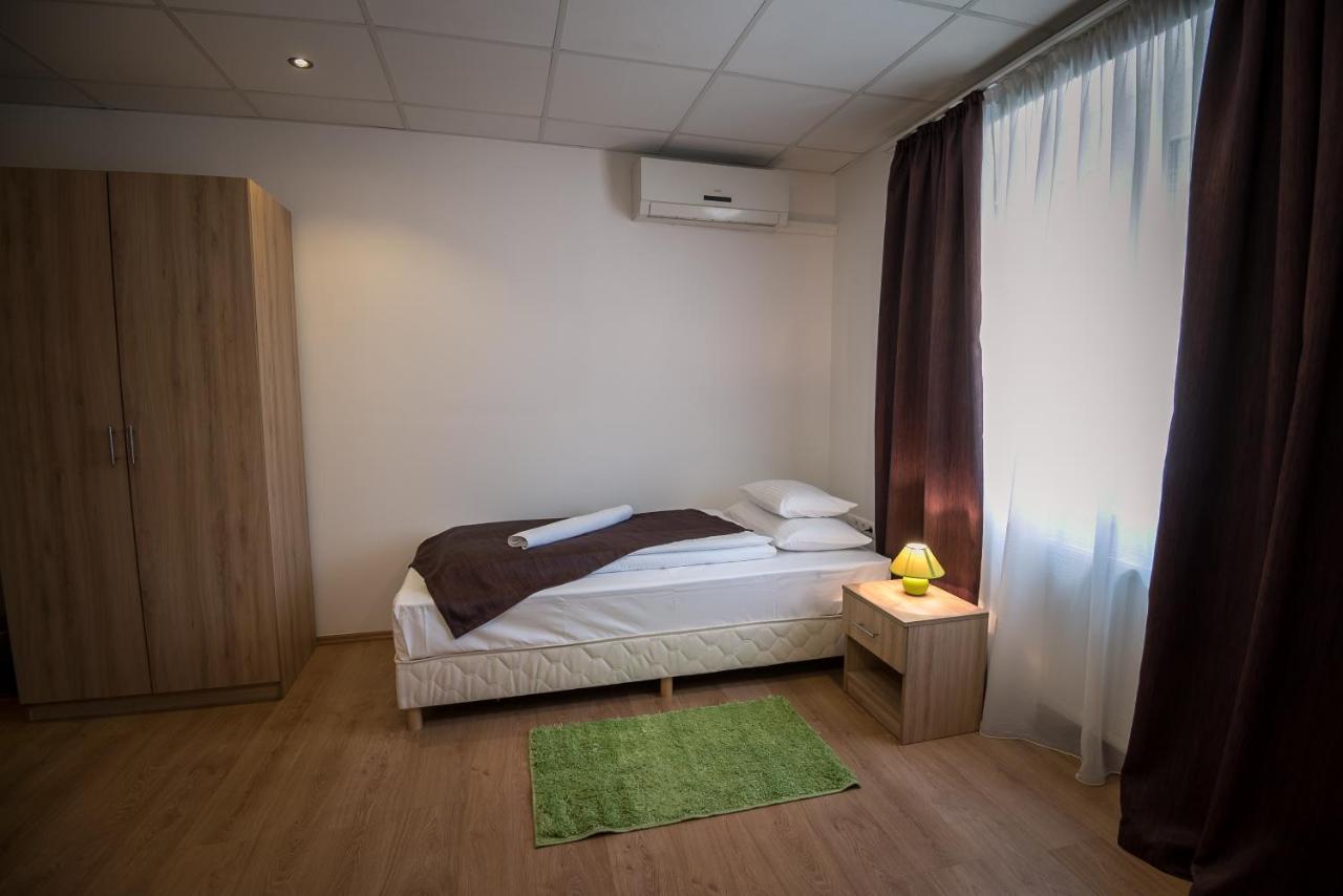 Mokka Apartman Сегед Экстерьер фото