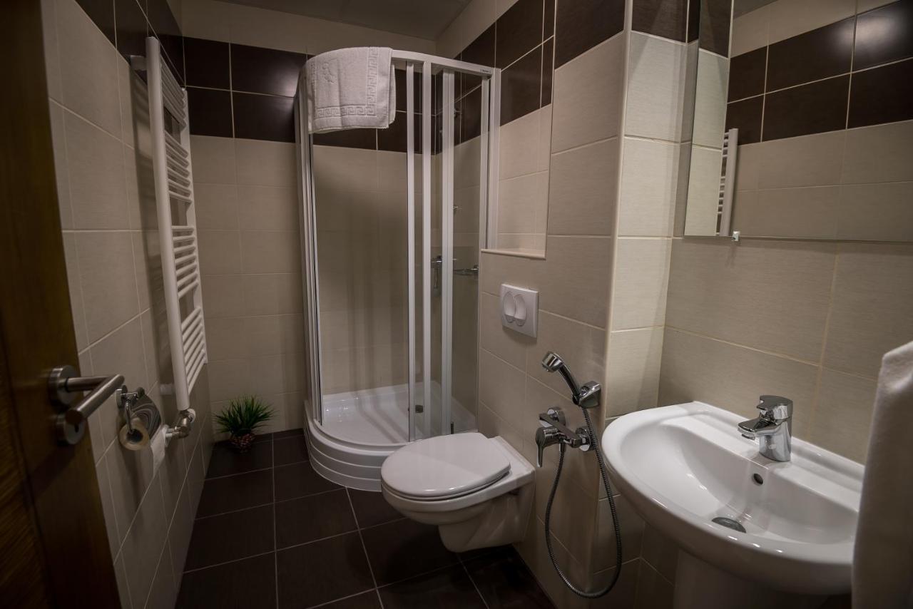 Mokka Apartman Сегед Экстерьер фото