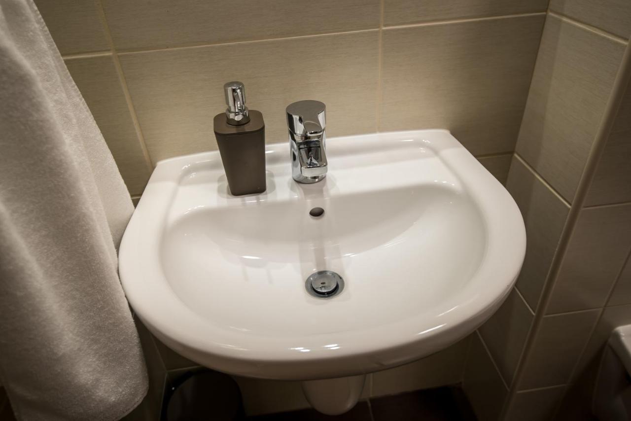 Mokka Apartman Сегед Экстерьер фото