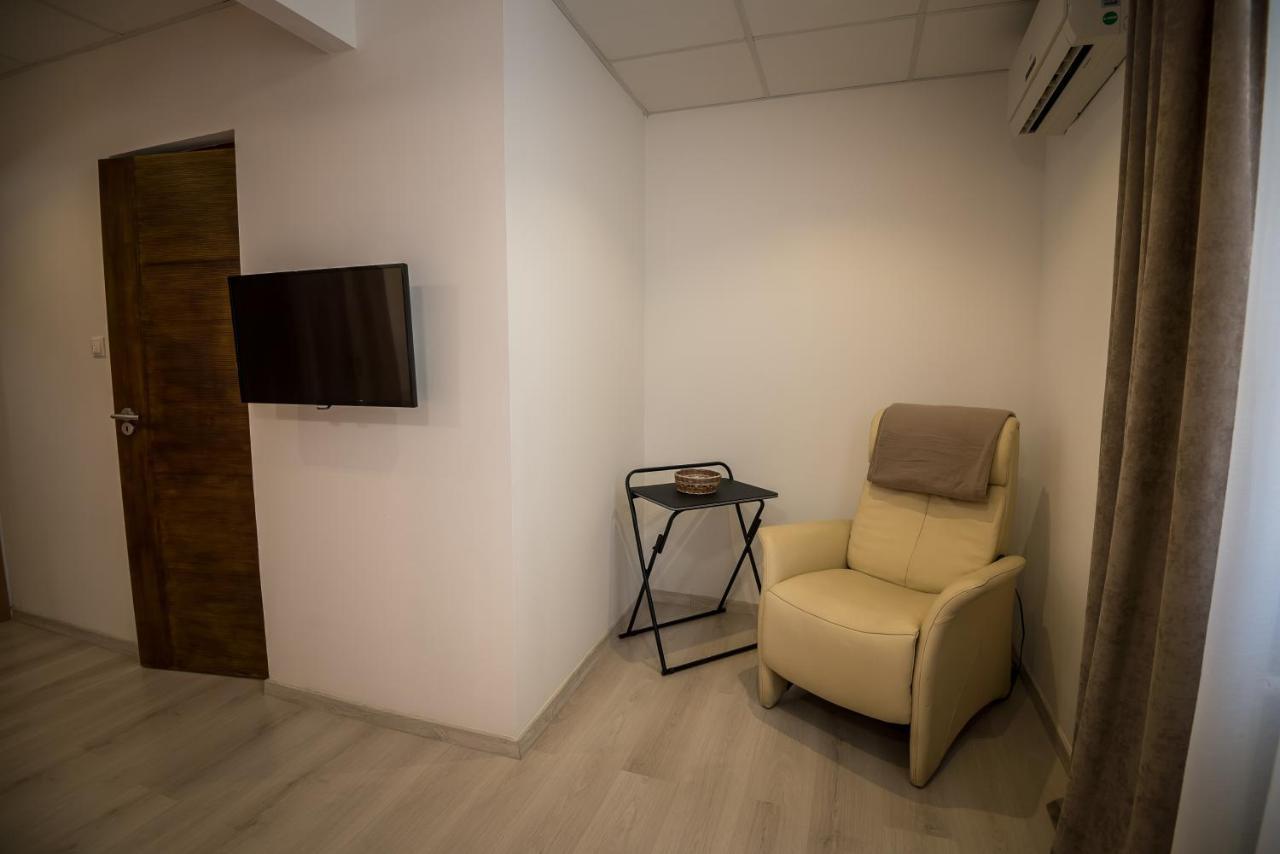 Mokka Apartman Сегед Экстерьер фото