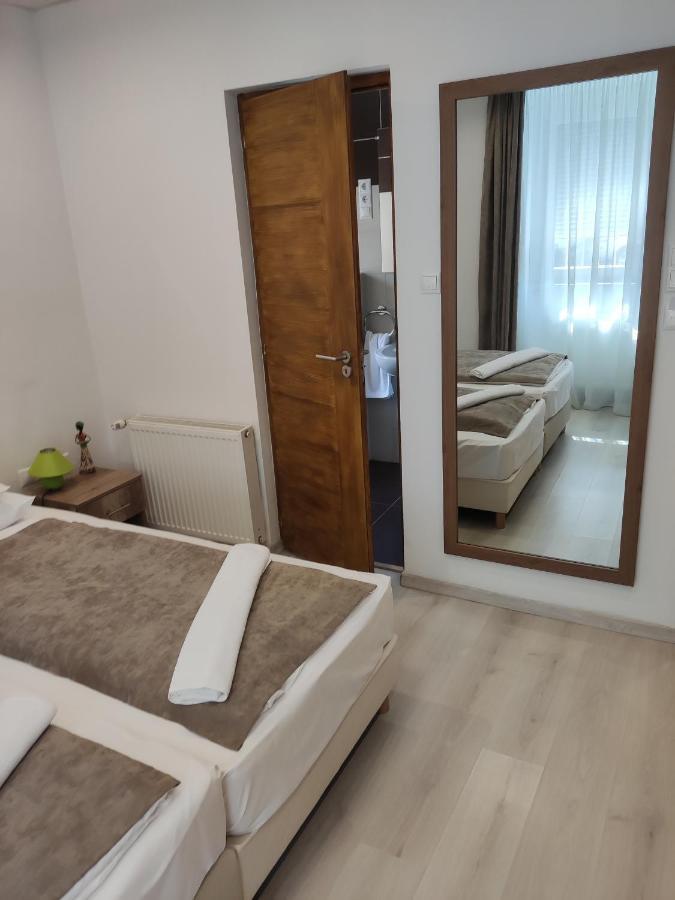 Mokka Apartman Сегед Экстерьер фото